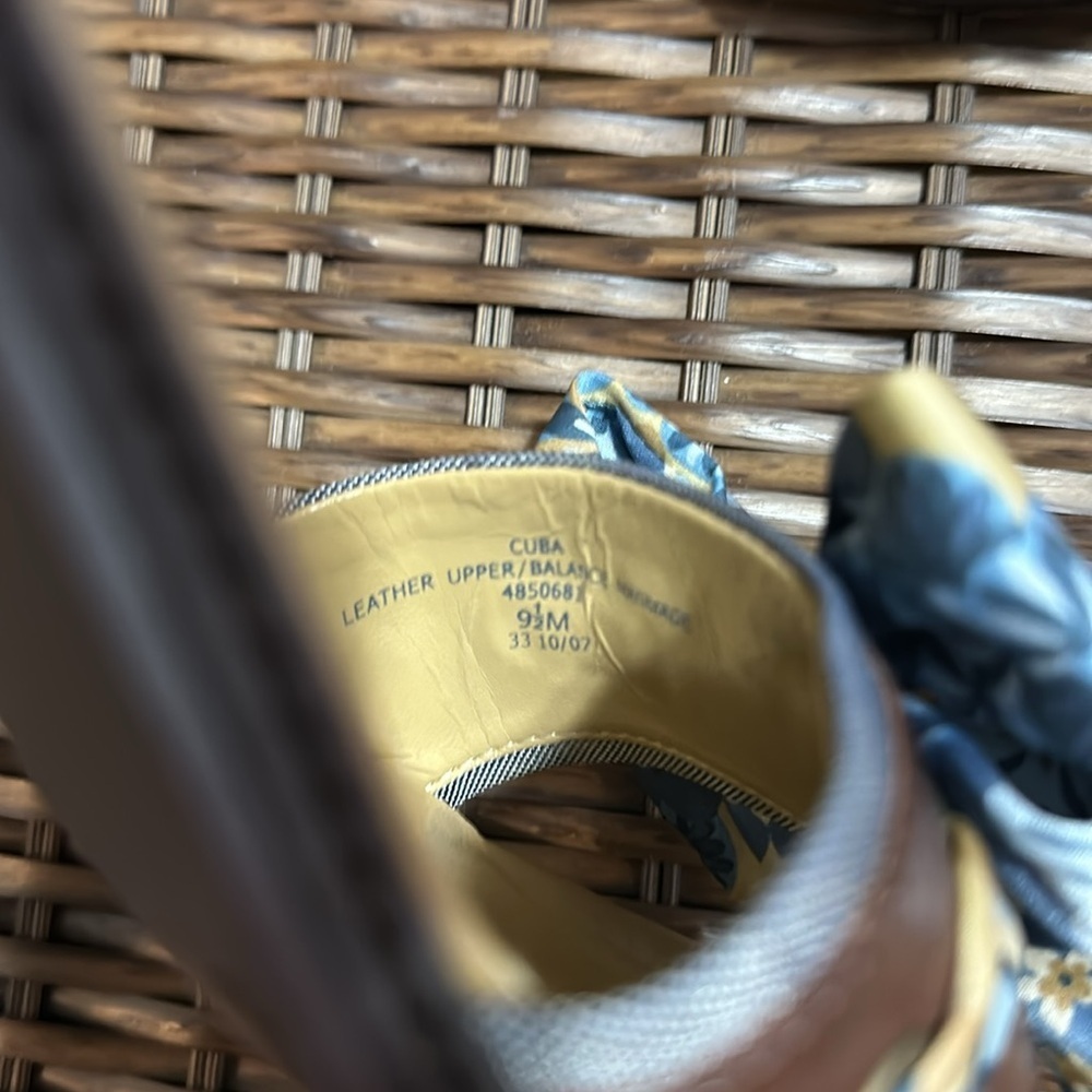 Liz Claiborne heels - Picture 5 of 5